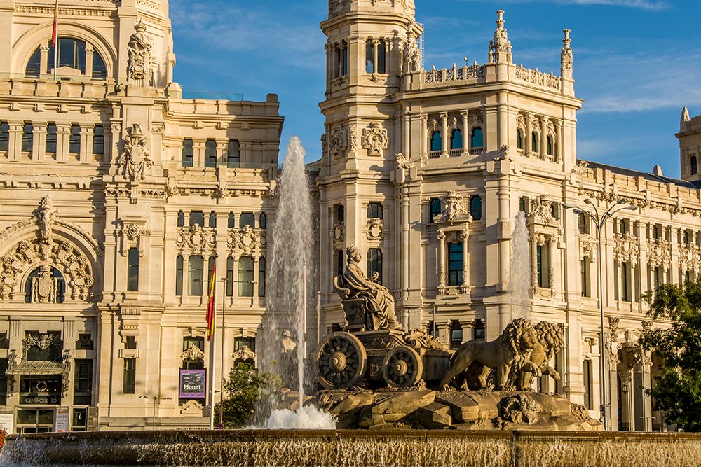 Cibeles Fountain and the Cibeles Palace, Madrid, Spain.